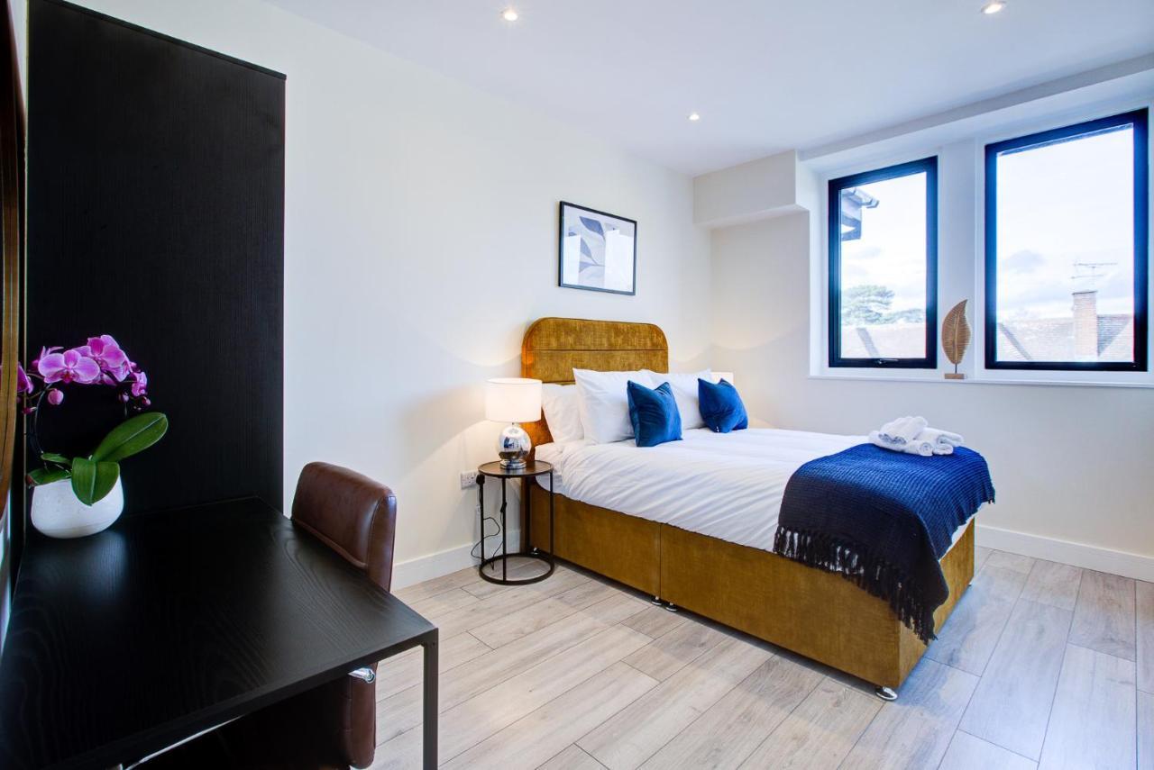 Hybrid Resi - London, Sutton With Onsite Car Parking Apartment Cheam Ngoại thất bức ảnh