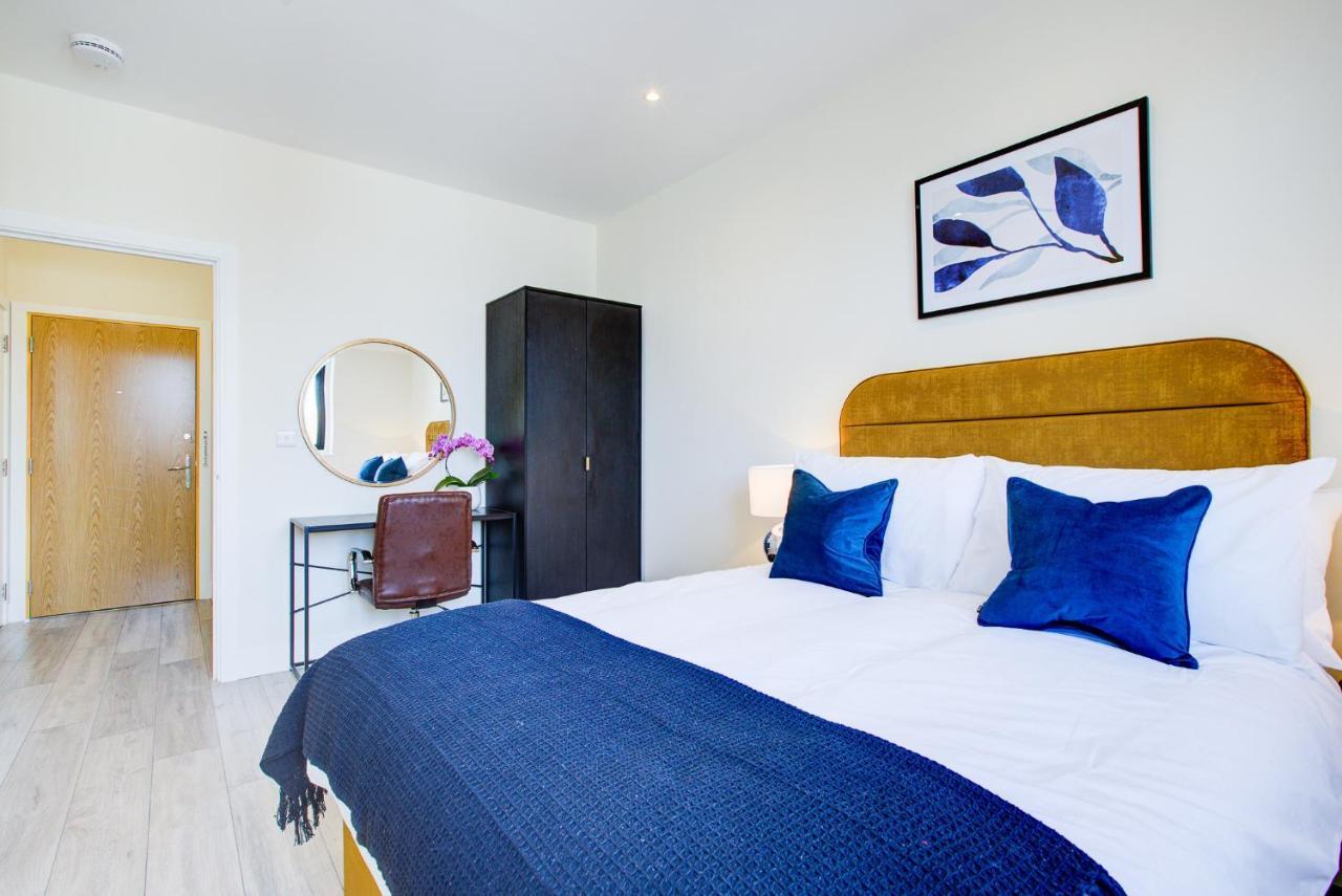Hybrid Resi - London, Sutton With Onsite Car Parking Apartment Cheam Ngoại thất bức ảnh
